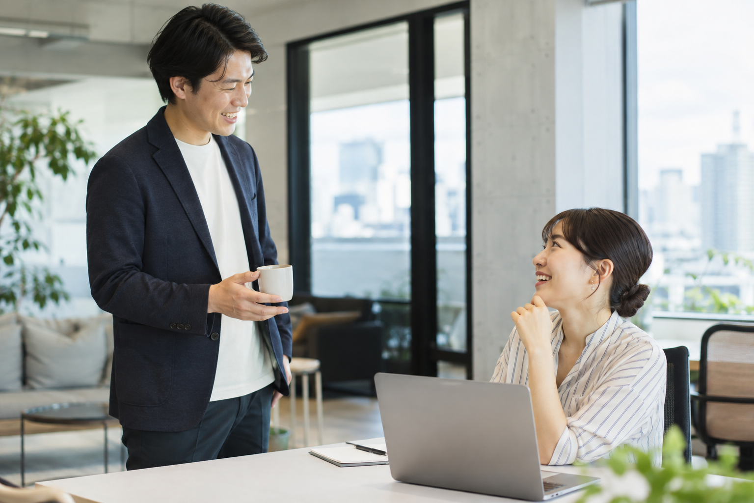 立位と座位を選べる職場の短い打ち合わせ