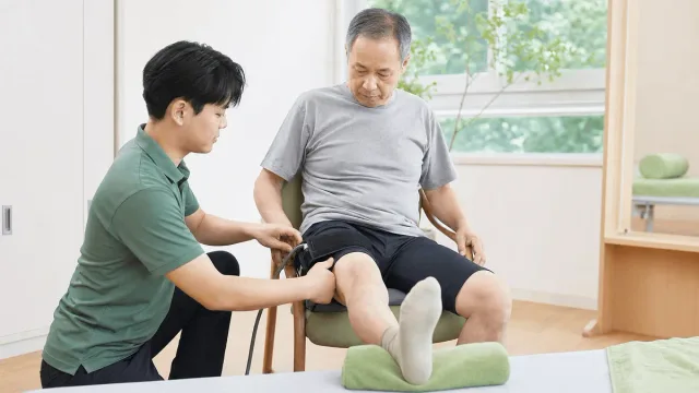 脳卒中後の血流制限トレーニング（BFR・加圧トレーニング）とは？筋力・歩行への研究と限界